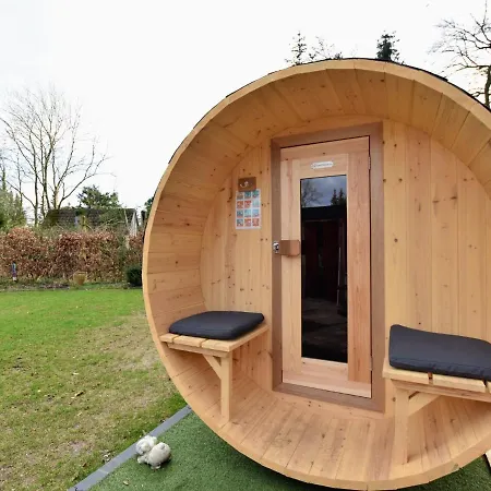 With Covered Porch And Sauna Voorthuizen