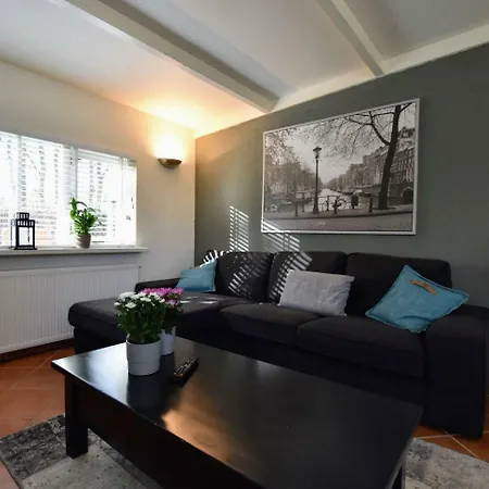 Holiday home With Covered Porch And Sauna Voorthuizen